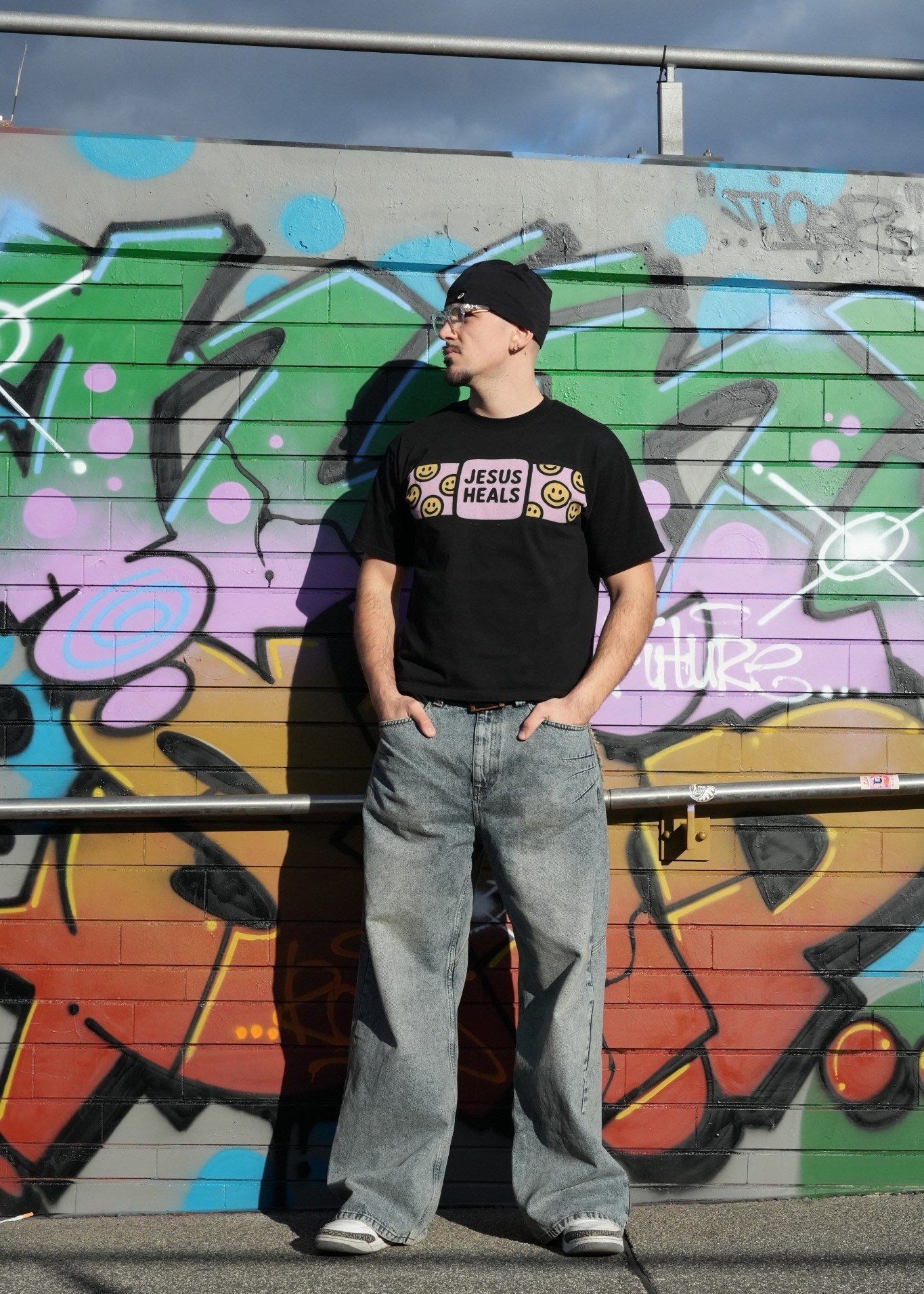 JESUS HEALS Shirt Schwarz
